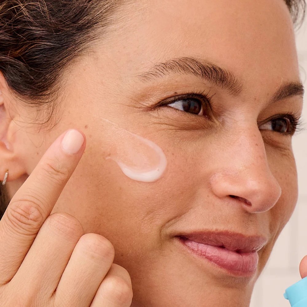 Bright Idea Vitamin C Serum - Image 3